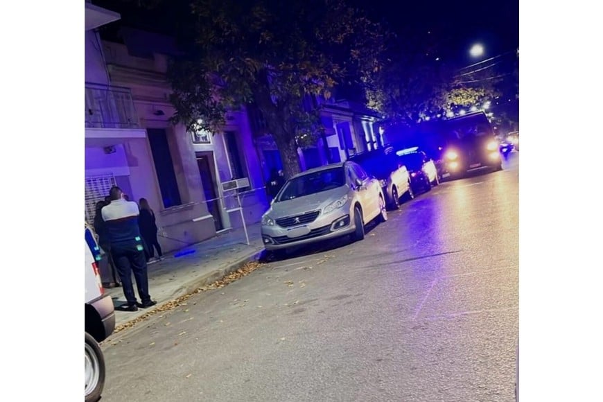 El sangriento suceso causó conmoción en todo barrio Constituyentes.