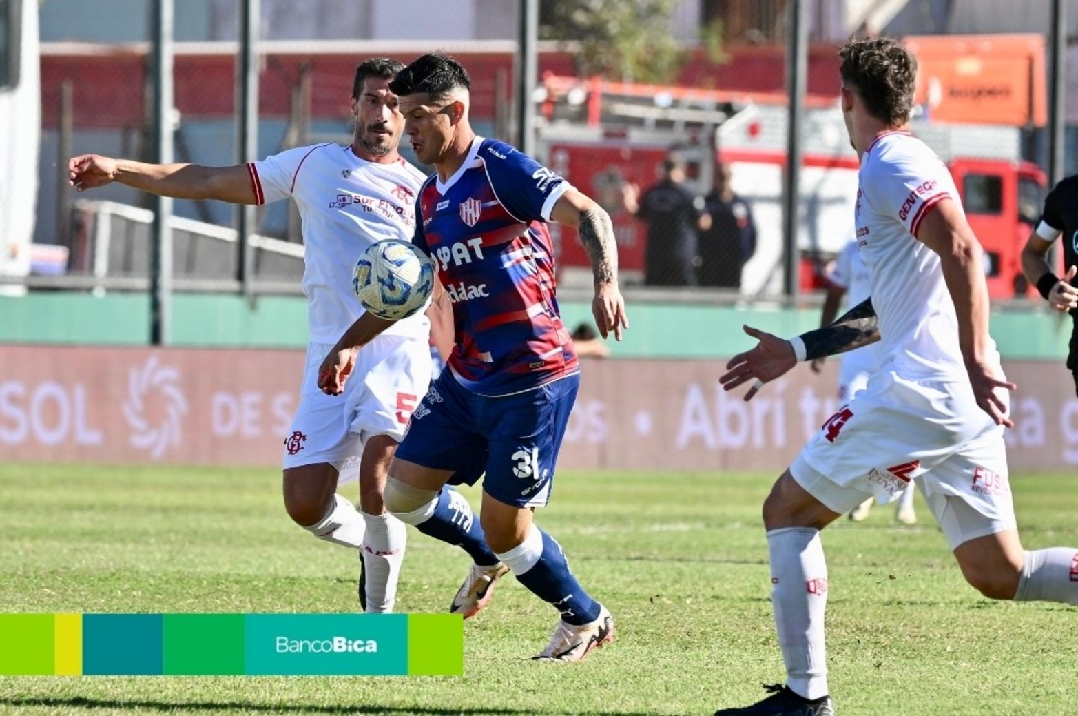 Galería BICA: Unión-Barracas Central