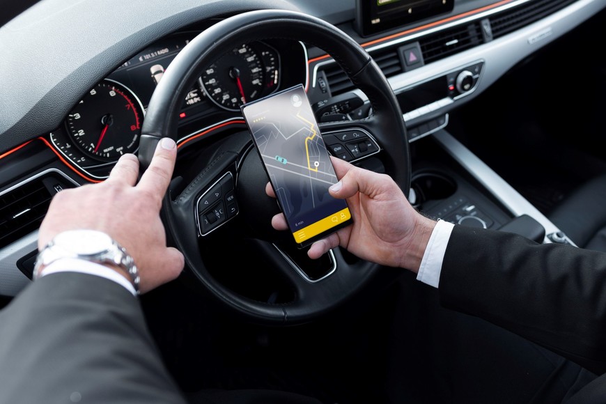 El gobierno local intensificó los controles sobre los vehículos de choferes “ubers”.