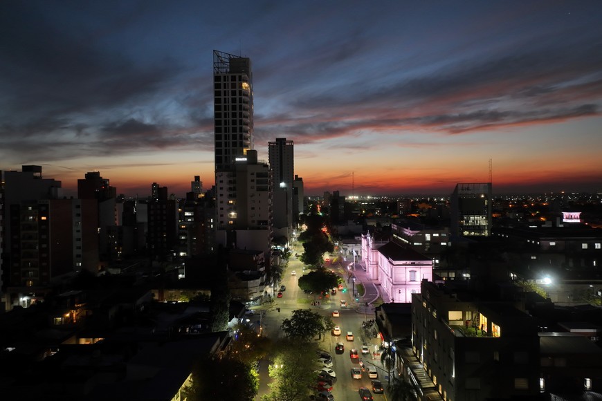 apertura de calle bv y 9 de julio Crédito: Fernando Nicola.