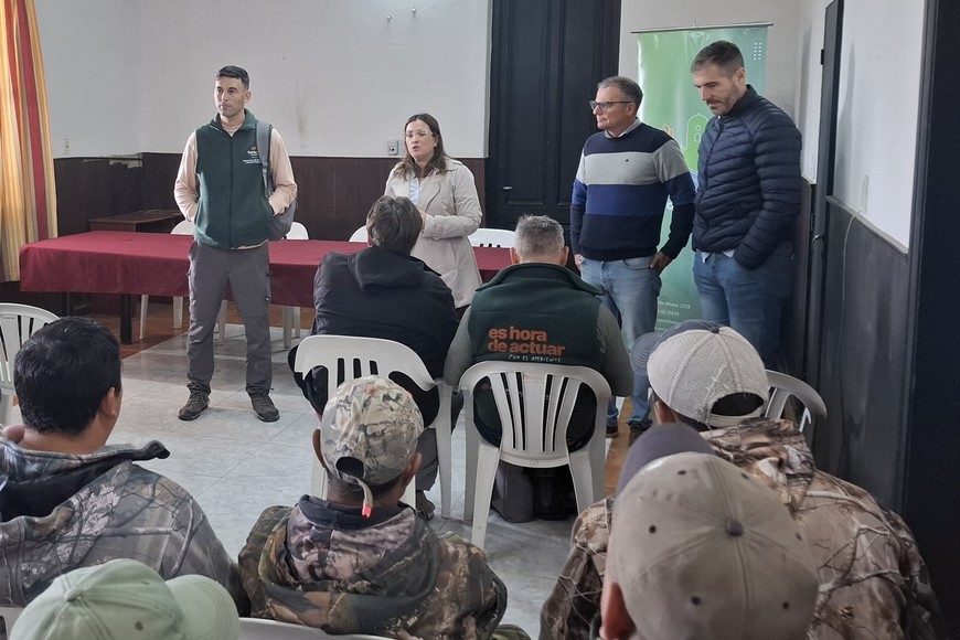 Entregaron credenciales a baqueanos guías en San Javier para la temporada 2025