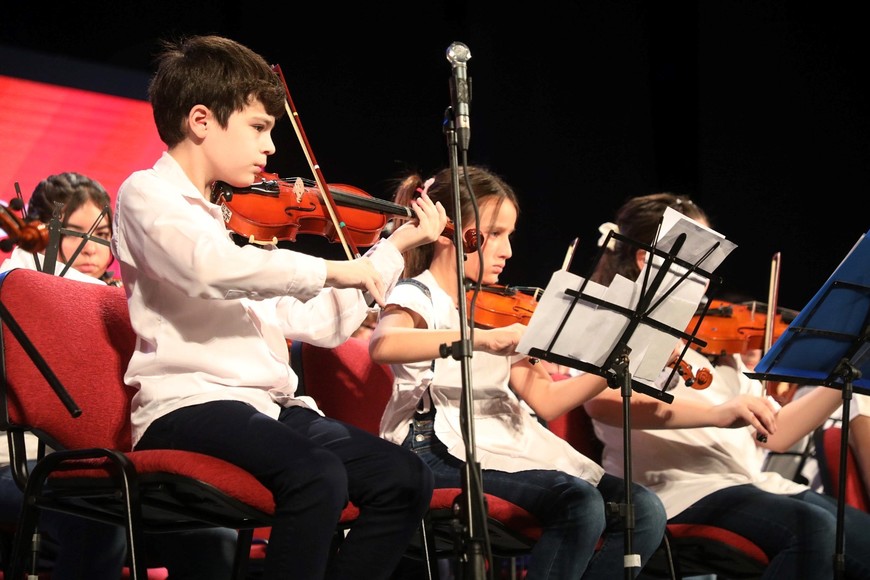 Ensamble de violines.