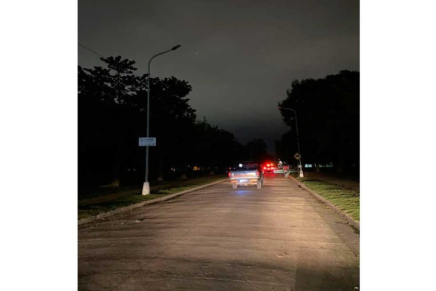 Calle Quintana, también a oscuras.