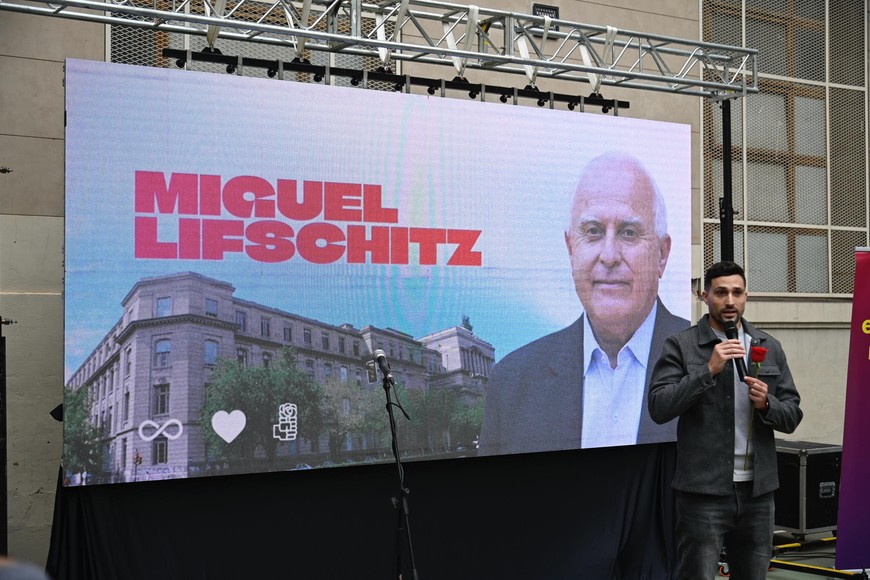 Homenaje a cuatro años sin el "constructor inconformista" Miguel Lifschitz. Foto: Marcelo Manera
