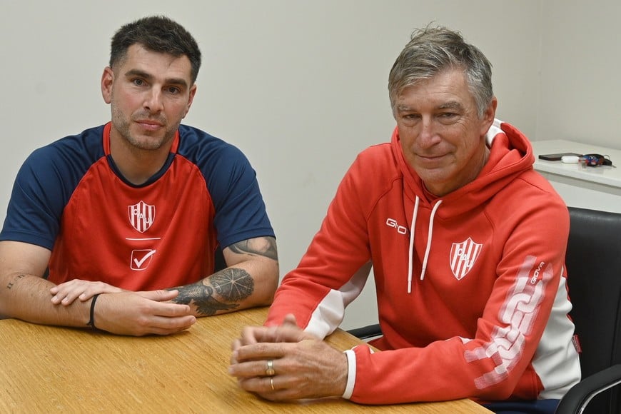 No sólo de las inferiores habló Vazzoler, sino también de los tres partidos que dirigió al equipo profesional.