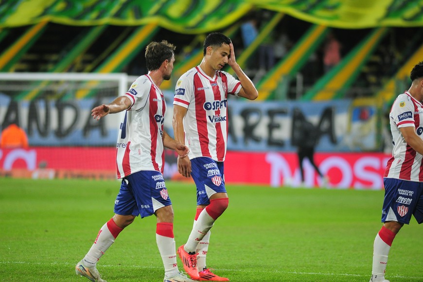 Rafael Profini fue el jugador al que Madelón recurrió ante la lesión de Mauricio Martínez en plena disputa del primer tiempo ante Palestino. Tiene chances de jugar ante Mushuc Runa. Crédito: El Litoral