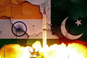 Las tensiones entre estos dos países por Cachemira, de por sí complejas y muy difíciles, están exacerbadas desde 2019, a partir de una decisión del gobierno nacionalista hindú de Narendra Modi.