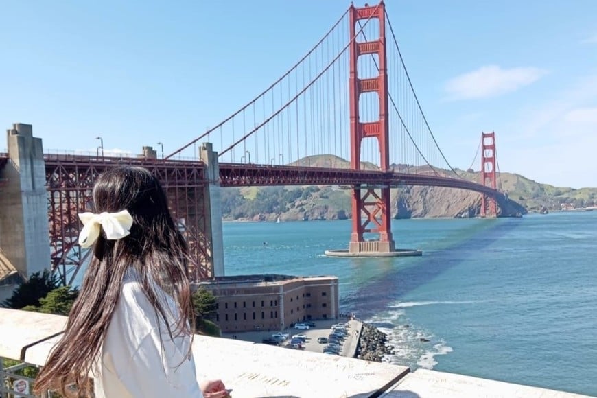 Con la tradicional postal del puente Golden Gate sobre la bahía de San Francisco.