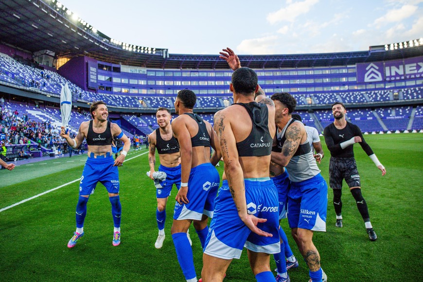 Coudet celebró la salvación y destacó la actitud de sus jugadores.