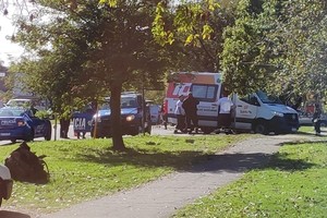 Choque en Avenida Peñaloza | Patrullero ambulancia imagen ilustrativa. Gentileza