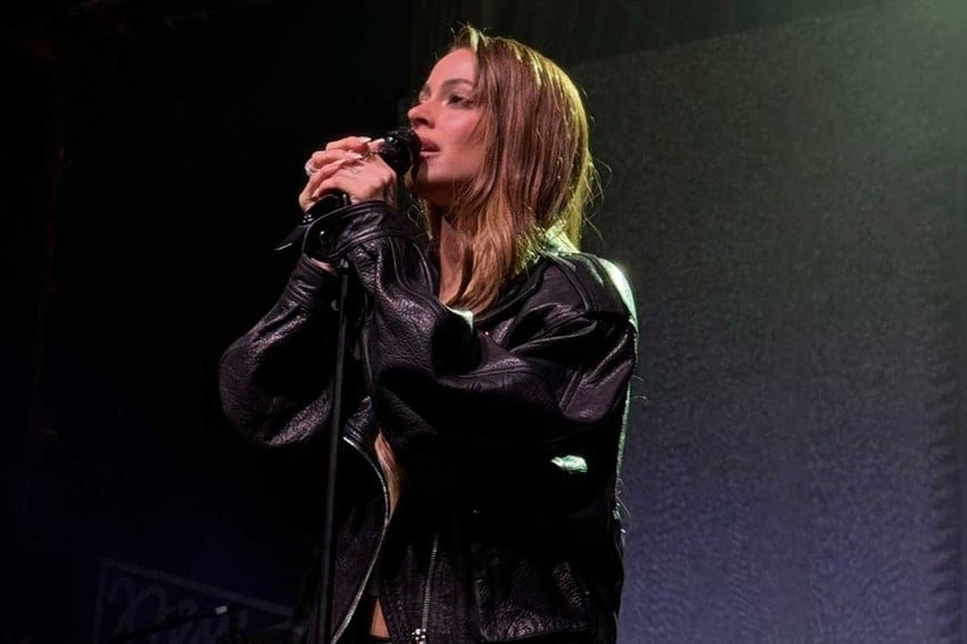 Tini estuvo en Madrid, participando de un evento de una cadena comercial.