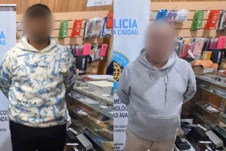 Los dos hombres fueron arrestados durante el operativo.