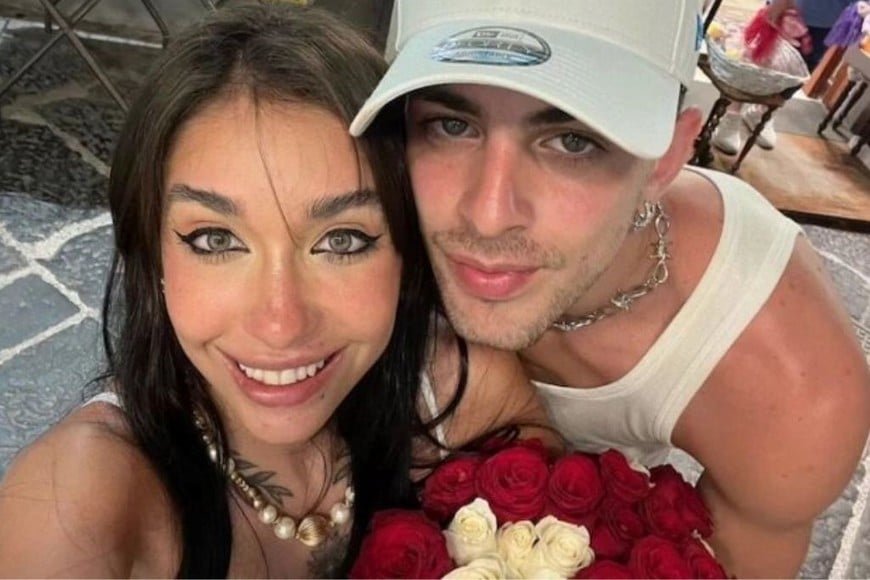 J Rei, el apoyo clave de Becerra en su peor momento.