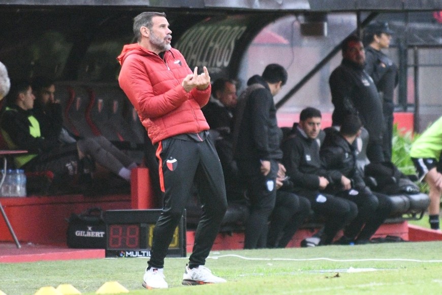 "Dos partidos que no perdemos...". Fue la frase de Yllana. Foto: Luis Cetraro