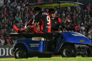 Horas extras...Para el carrito de la sanidad sabalera y para el cuerpo médico profesional del Club Atlético Colón: jugadores como Genaro Rossi (foto) casi no jugaron en el primer tramo 2025 de la Primera Nacional. Foto: Matías Pintos
