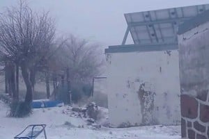 La nieve sorprendió en Traslasierra.