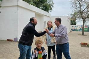 Con una agenda construida desde el compromiso de siempre, Pirola continúa sumando junto a los actores locales para que cada paso compartido potencie el desarrollo de nuestras comunidades