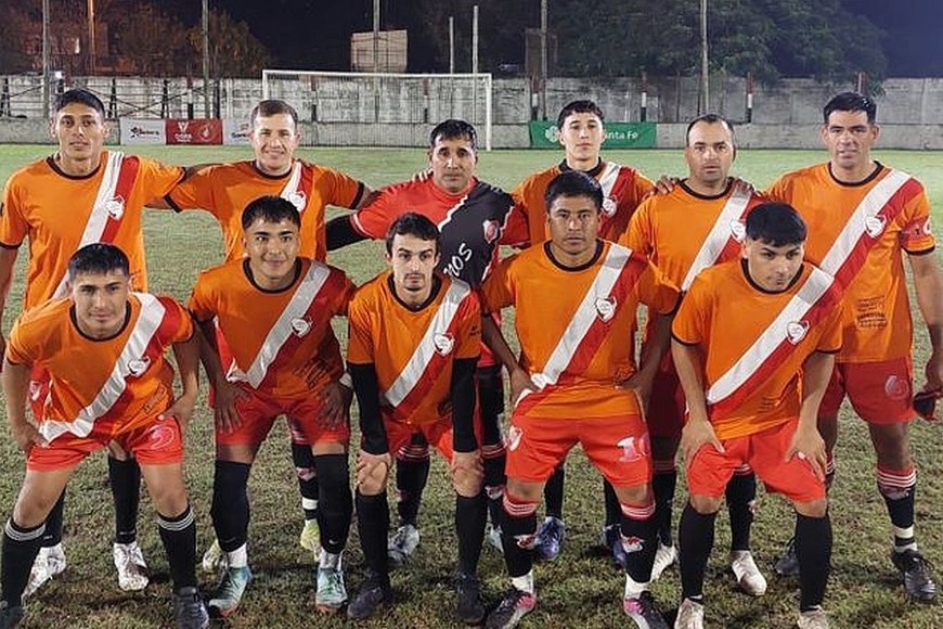Atlético y Tiro vs San Antonio de Obligado. Foto: Gentileza
