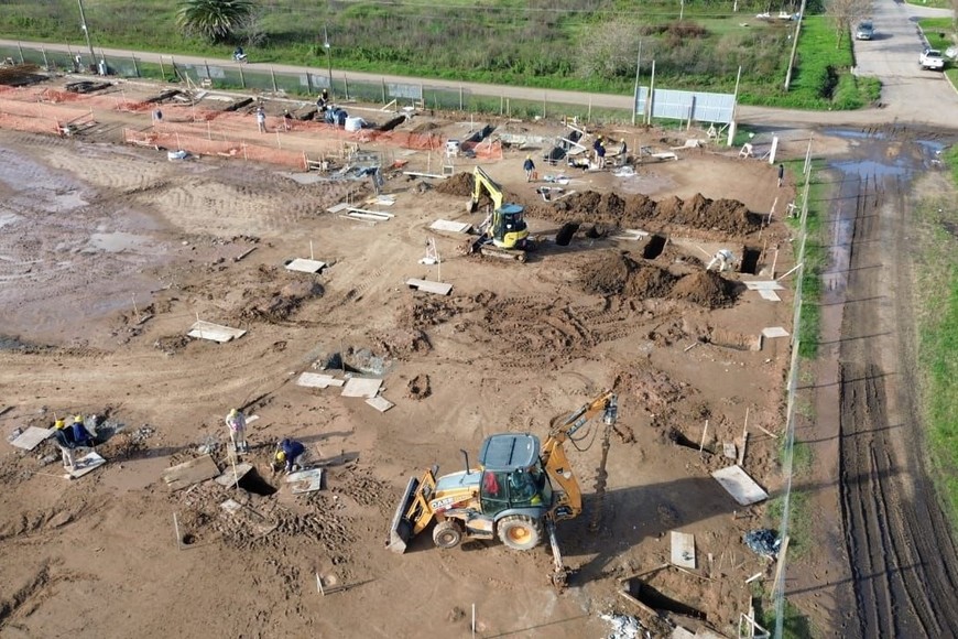 Enrico explicó: “En este edificio dejamos atrás los procesos de prefabricación que se venían utilizando, para comenzar a emplear sistemas constructivos más tradicionales”.