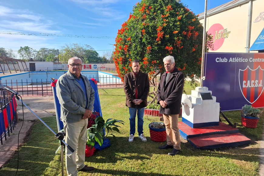 Parte del color en la celebración de Central San Javier.