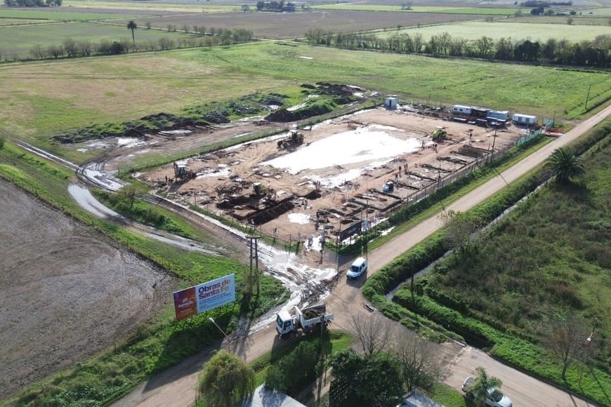 Enrico explicó: “En este edificio dejamos atrás los procesos de prefabricación que se venían utilizando, para comenzar a emplear sistemas constructivos más tradicionales”.