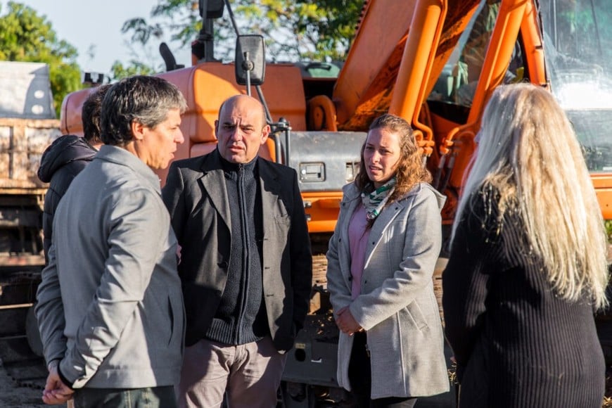 La obra se extiende por calle Bosch, desde 1 de Mayo hasta Rivadavia, en una extensión de 523 metros de desagüe completo con bocas de registro cada 100 metros