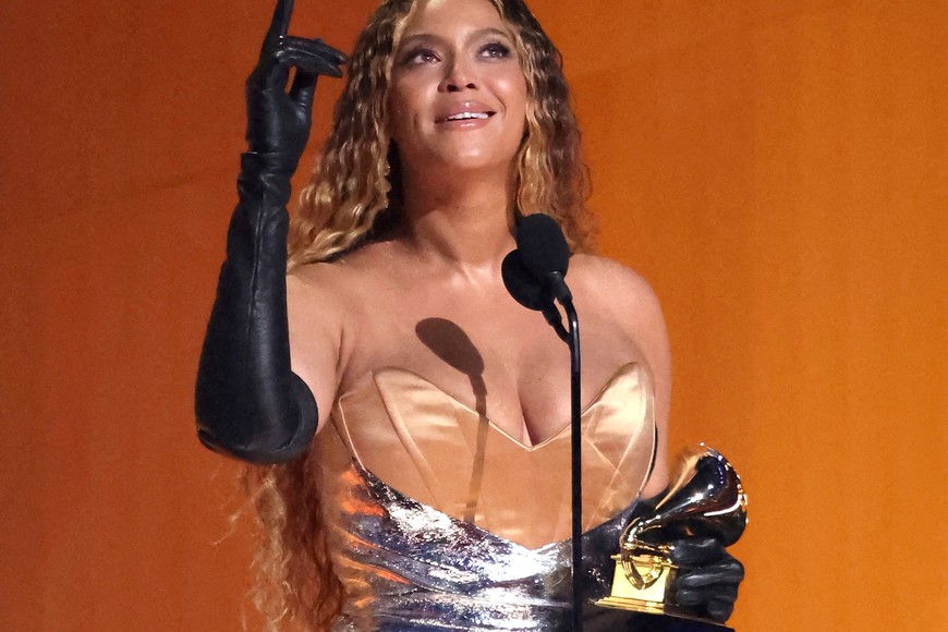 FILE PHOTO: Beyonce accepts the award for Best Dance/Electronic Music Album for "Renaissance" during the 65th Annual Grammy Awards in Los Angeles, California, U.S., February 5, 2023. REUTERS/Mario Anzuoni/File Photo/File Photo