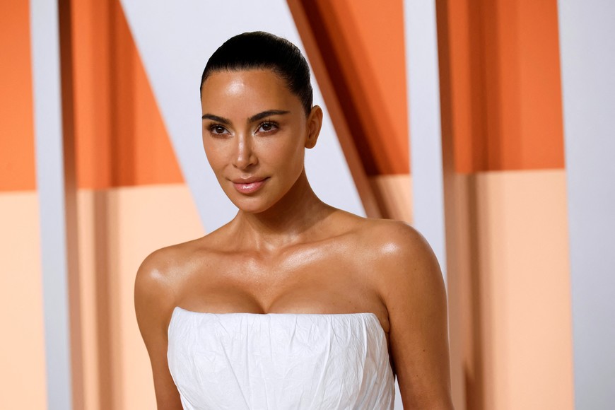 Kim Kardashian arrives at the Vanity Fair Oscars party after the 97th Academy Awards, in Beverly Hills, California, U.S., March 2, 2025. REUTERS/Danny Moloshok