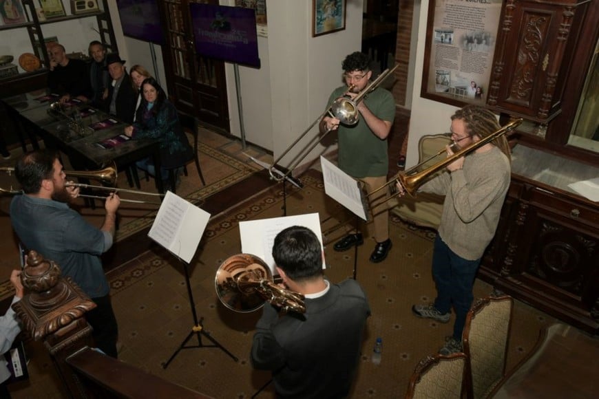 Presentación de Trombonanza 2025: un cuarteto de trombones dio un inicio musical, antes de las palabras.