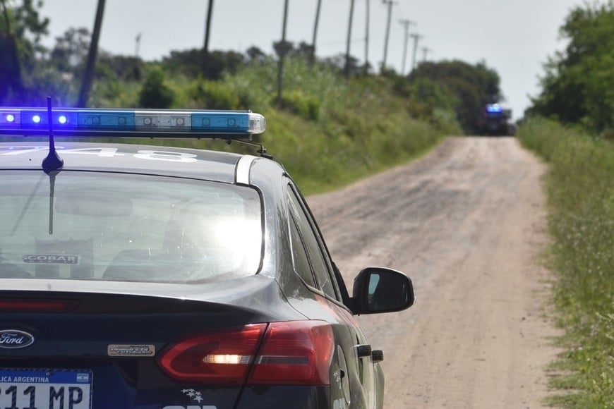 Un nuevo hecho de inseguridad tuvo lugar este domingo por la tarde en la localidad de Monte Vera, donde una pareja de jubilados fue víctima de un robo en su vivienda ubicada en zona rural, a unos 500 metros del cruce de las rutas 2 y 5.