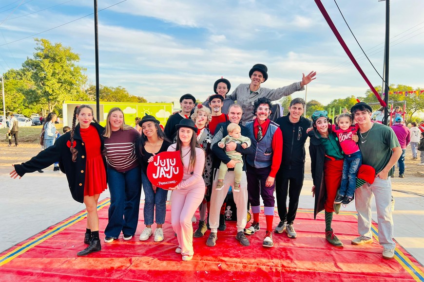 La Comuna de Santa Rosa de Calchines inauguró un nuevo playón multipropósito