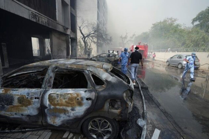 El avión se estrelló cerca del Aeropuerto de Ahmedabad.