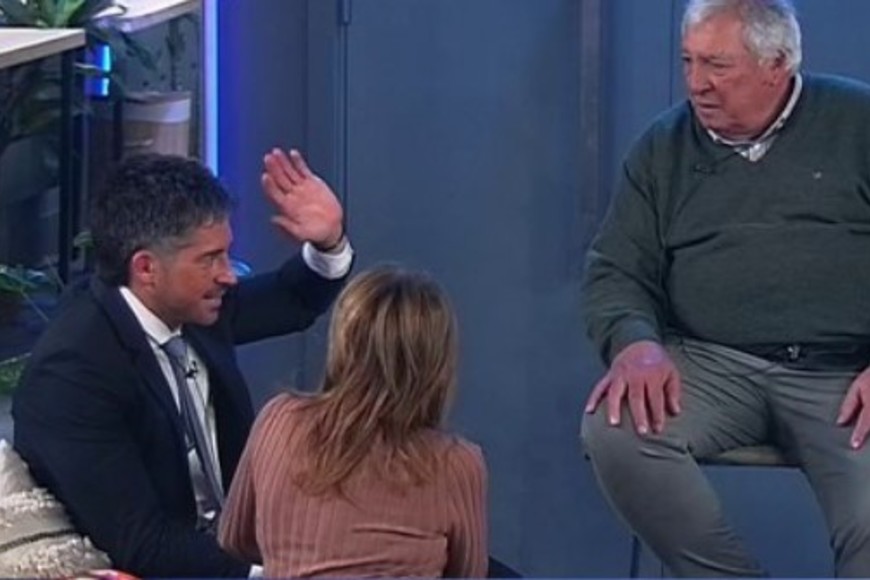 Devi también se reencontró con su familia.