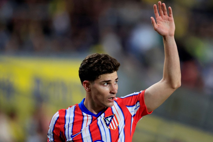 Soccer Football - LaLiga - Las Palmas v Atletico Madrid - Estadio Gran Canaria, Las Palmas, Spain - April 19, 2025
Atletico Madrid's Julian Alvarez reacts REUTERS/Borja Suarez