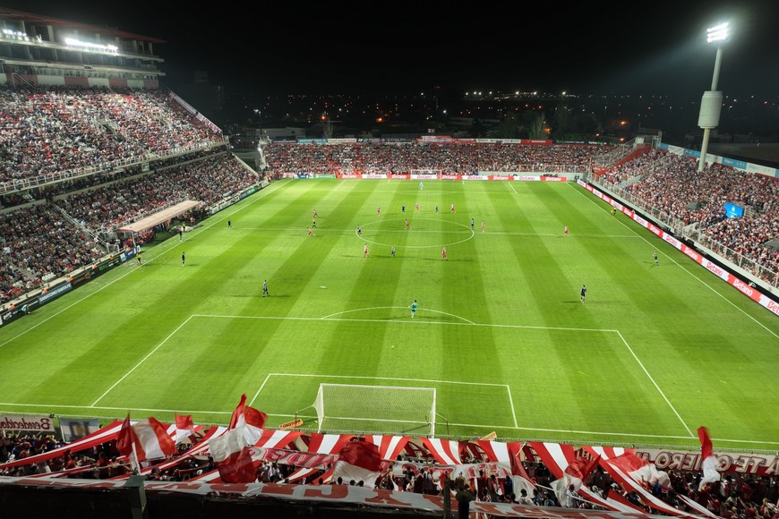 Unión busca ampliar su estadio y priorizará el sector norte. Foto: Fernando Nicola