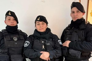 Oriana Bustamante; Juliana Zabala y Leonardo Wildemer; los policías héroes.