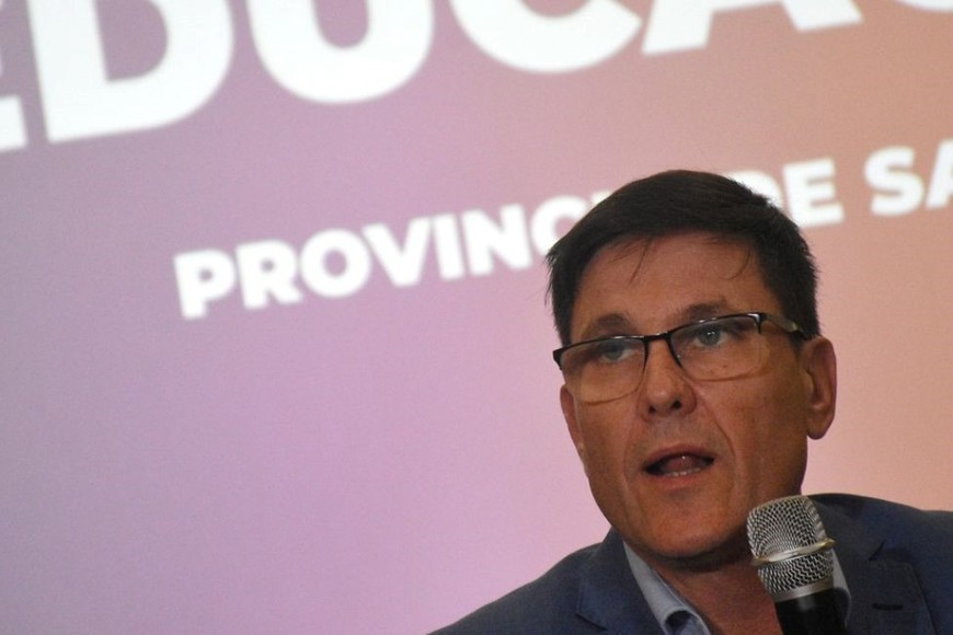 Goity anunció el concurso escolar “¿Por qué la Invencible?” para reflexionar sobre la figura del Brigadier