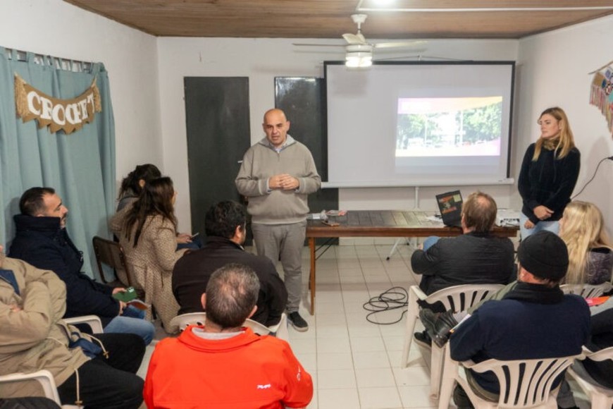 El intendente insistió en la necesidad de “contar con apoyo del Concejo Municipal para poder avanzar en diferentes obras para los distintos barrios de la ciudad”.