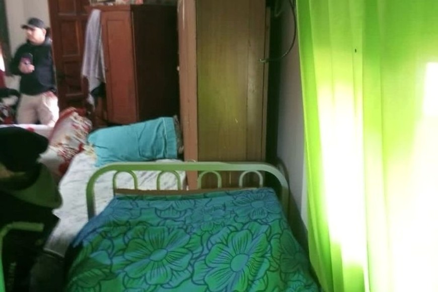 Hacinamiento y falta de higiene. Así vivían los adultos mayores.