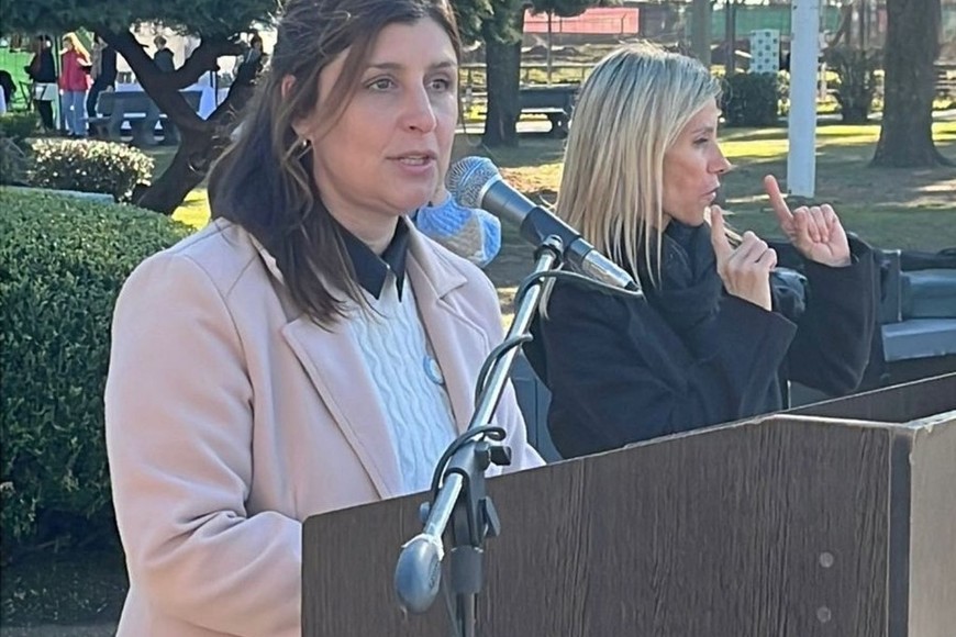 Gisela Pouillastrou:  "Les pido que la conozcamos, que recordemos la historia y que la honremos”.