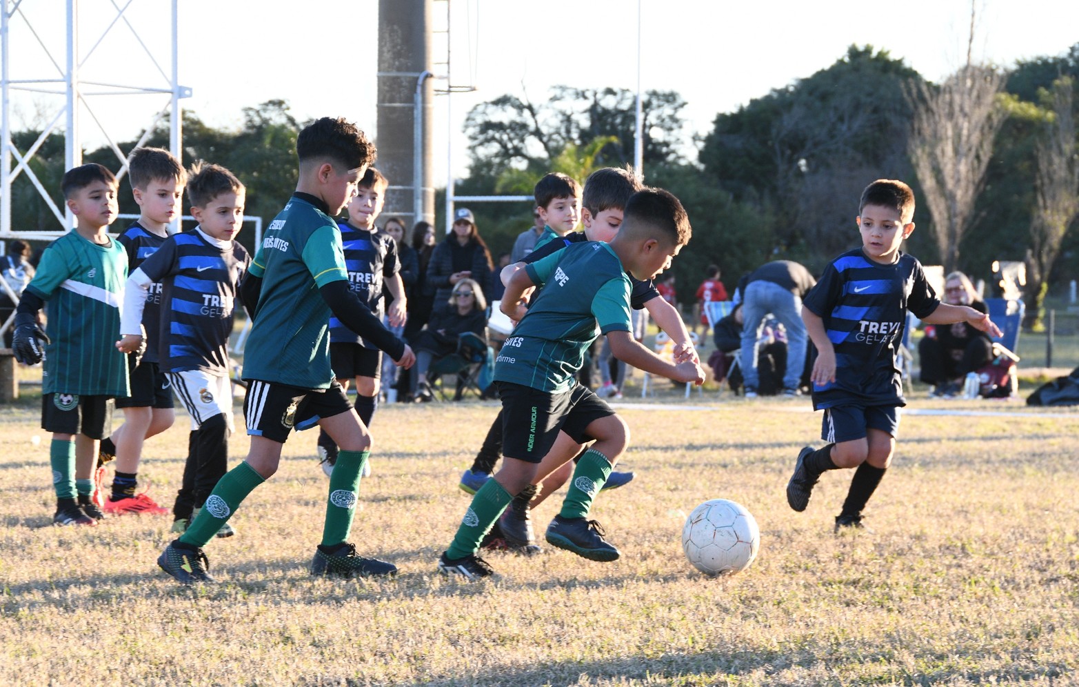 Encuentro de escuelitas de fútbol en Club Querandí
