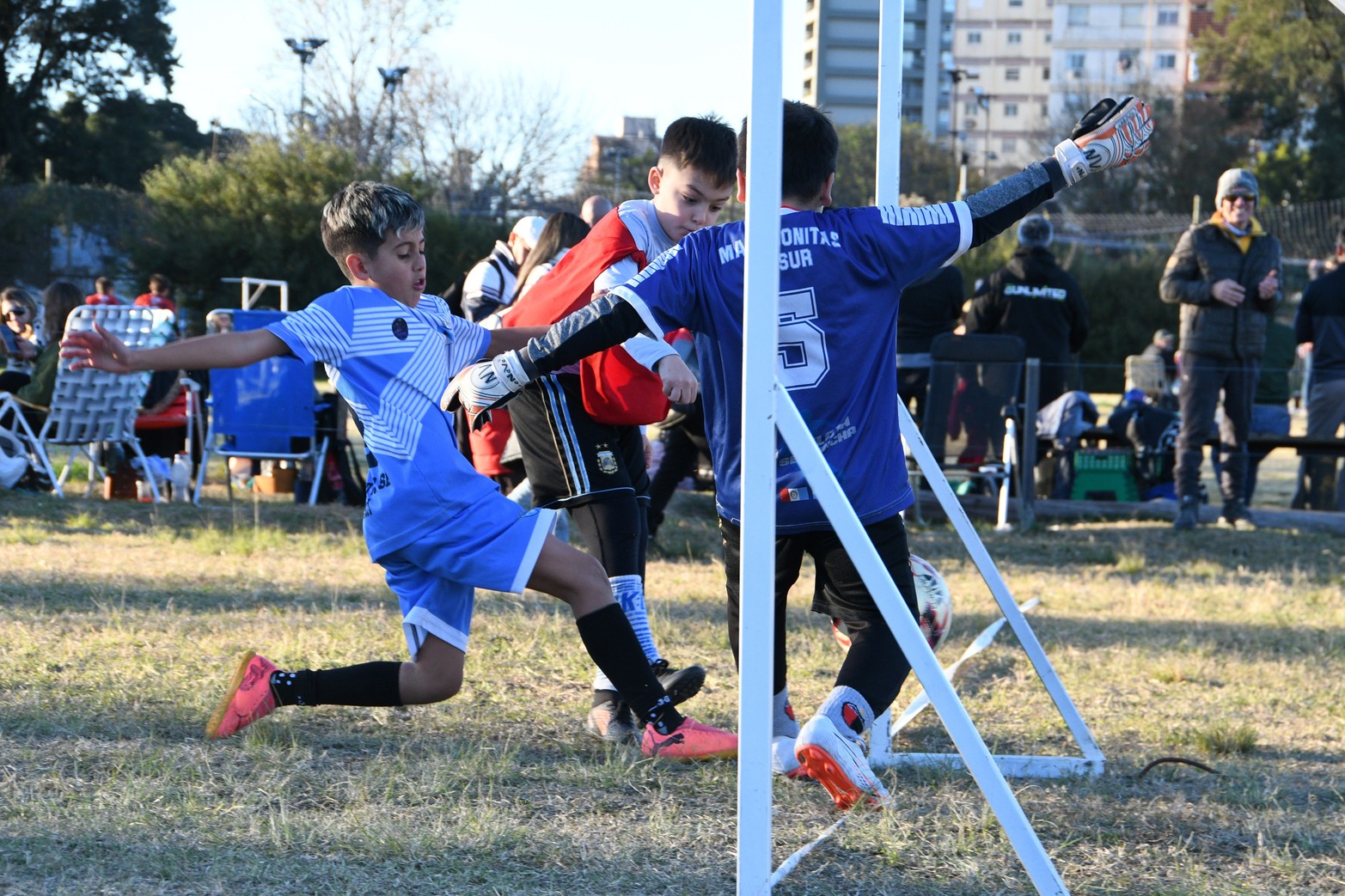 Encuentro de escuelitas de fútbol en Club Querandí