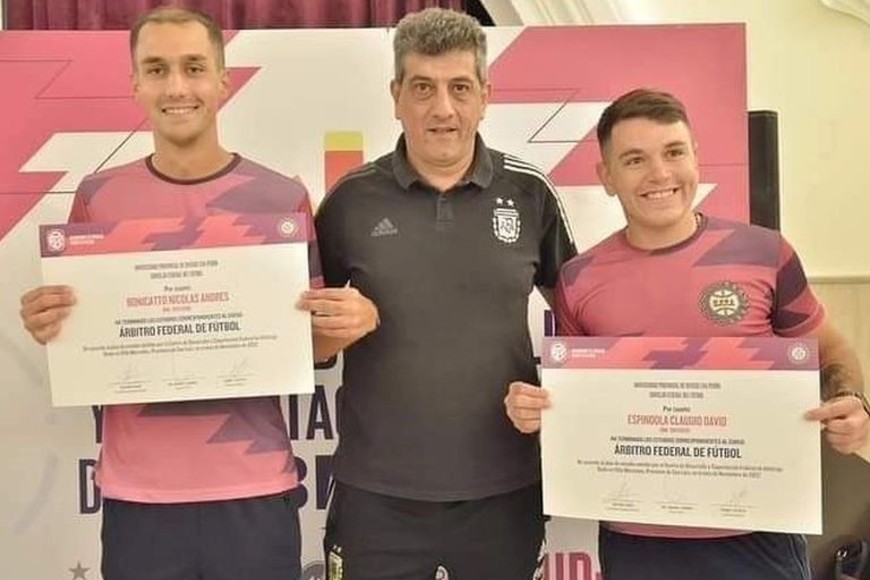 Bonicato, a la izquierda de la foto, fue quien sufrió el ataque que asustó a todos.