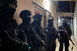 Los allanamientos se concretaron en Santa Rosa de Lima, Villa del Parque y Barranquitas.