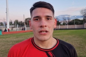 Facundo Farías, figura de Central San Carlos : "Este plantel se armó para competir y ahora vamos por todo". Foto: El Litoral