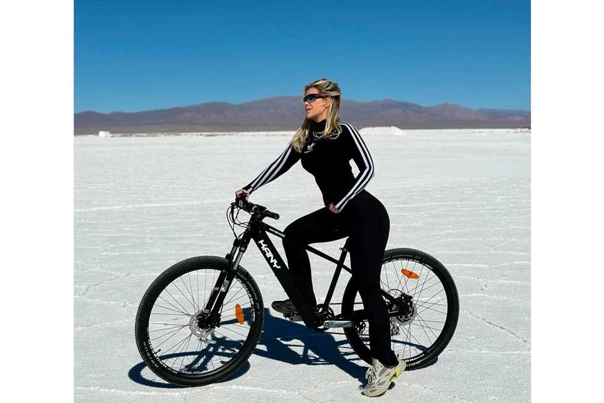 La mediática estuvo en el norte argentino junto a sus hijas.