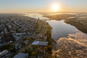 Así se vio la ciudad de Santa Fe este viernes por la mañana. Crédito: Fernando Nicola