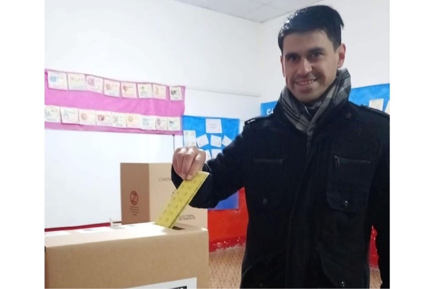 Nabil Simonovich ganó la elección en San Eduardo.