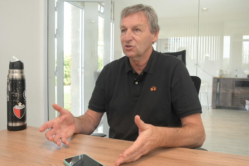 Víctor Godano el presidente de Colón. Crédito: Manuel Fabatia