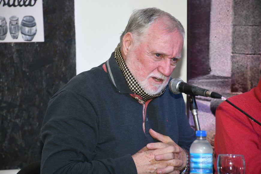 El Instituto Artiguista presentó en Santa Fe la colección “De los Pueblos Libres”